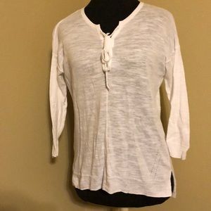 ❤️ Lace Up front white lightweight sweater ❤️